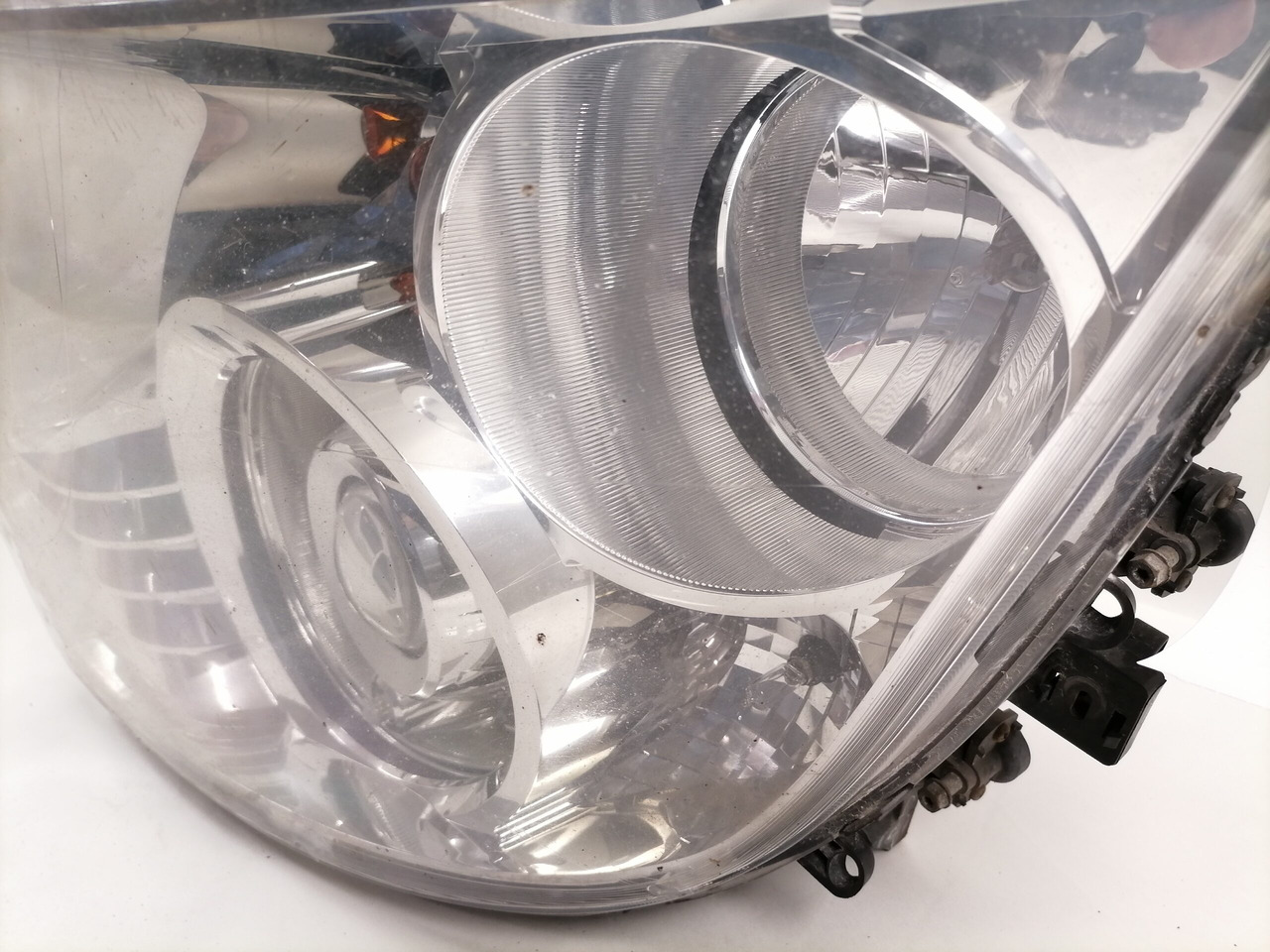 Mercedes-Benz Esituli, xenon A9608200839 - Lights/ Lighting for Truck: picture 3 Mercedes-Benz Esituli, xenon A9608200839 - Lights/ Lighting for Truck: picture 3