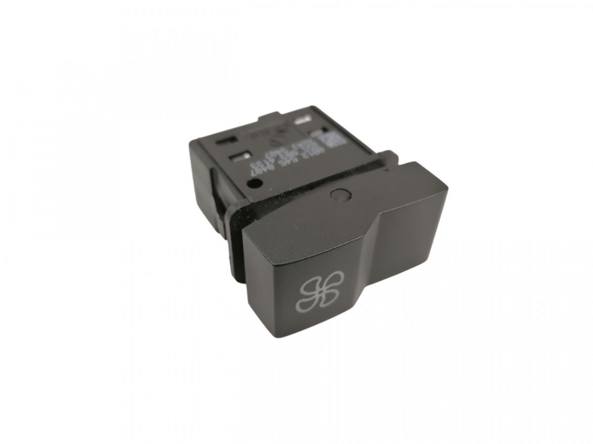 Mercedes-Benz Lüliti 0125450407 - Cab for Truck: picture 1 Mercedes-Benz Lüliti 0125450407 - Cab for Truck: picture 1