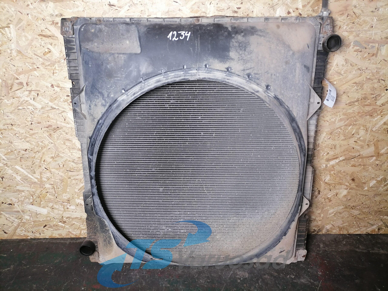 Scania Cooling radiator 1769997 - Radiator for Truck: picture 2 Scania Cooling radiator 1769997 - Radiator for Truck: picture 2