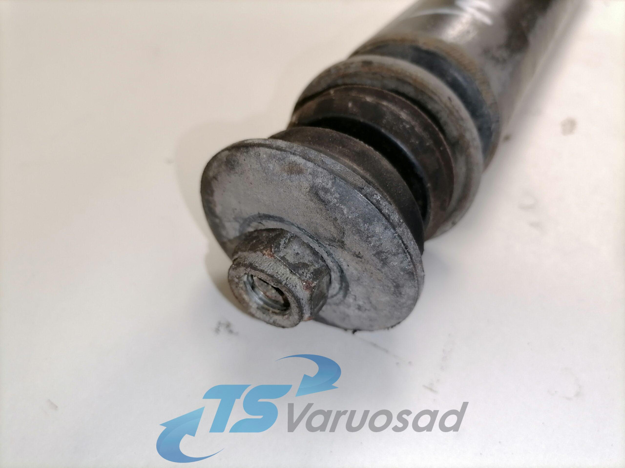 Scania First axel shock absorber T1330 - Shock absorber for Truck: picture 3 Scania First axel shock absorber T1330 - Shock absorber for Truck: picture 3