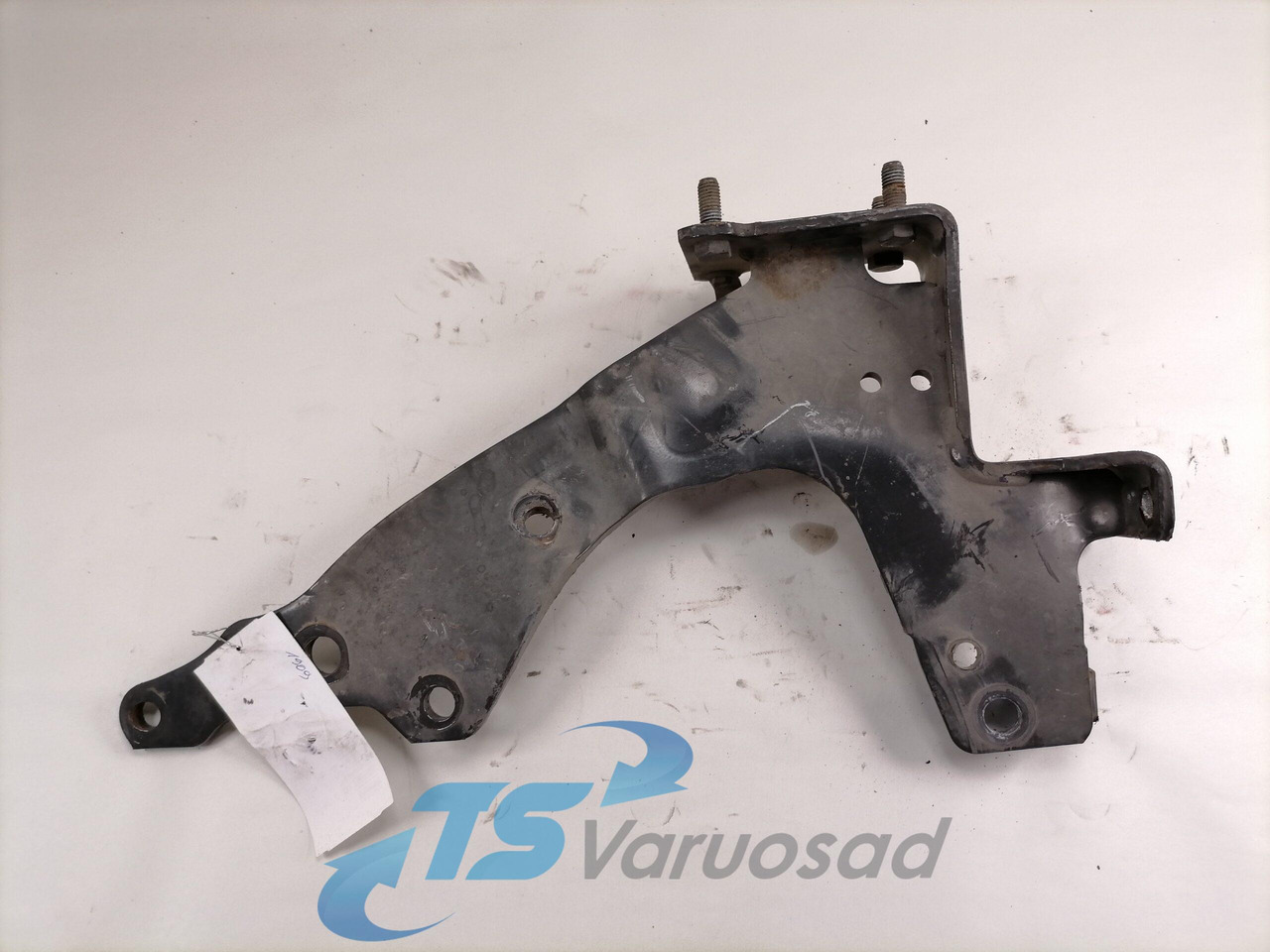Scania Front bumper carrier 1802167 - Bumper for Truck: picture 3 Scania Front bumper carrier 1802167 - Bumper for Truck: picture 3