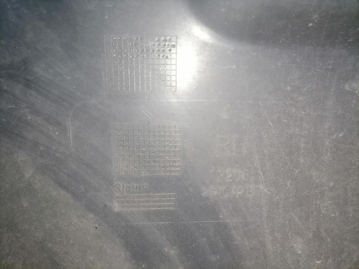 Scania Front bumper cover plastic 1923745 - Aerodynamics/ Spoiler for Truck: picture 4 Scania Front bumper cover plastic 1923745 - Aerodynamics/ Spoiler for Truck: picture 4