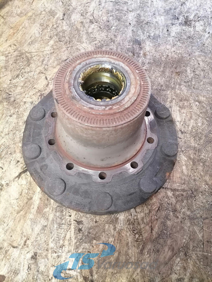 Scania Front hub 1868663 - Wheel hub for Truck: picture 3 Scania Front hub 1868663 - Wheel hub for Truck: picture 3