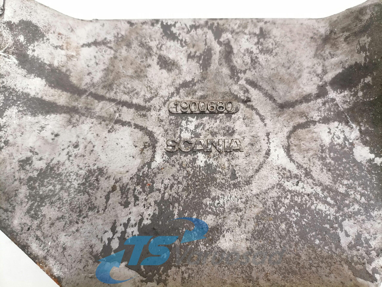 Scania Fuel filter unit 1900680 - Fuel filter for Truck: picture 2 Scania Fuel filter unit 1900680 - Fuel filter for Truck: picture 2