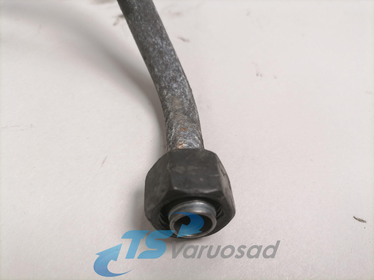 Scania Fuel pipe 1743986 - Fuel processing/ Fuel delivery for Truck: picture 3 Scania Fuel pipe 1743986 - Fuel processing/ Fuel delivery for Truck: picture 3