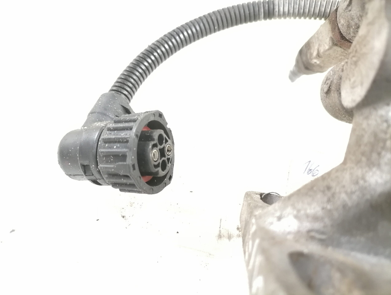 Scania Fuel separator 1393641 - Fuel filter for Truck: picture 5 Scania Fuel separator 1393641 - Fuel filter for Truck: picture 5