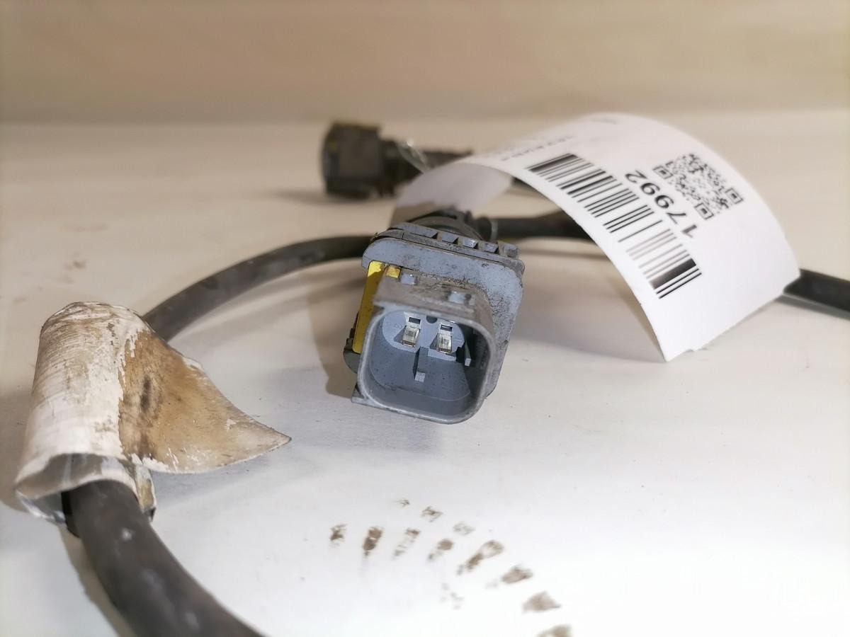 Scania Juhtmestik, AdBlue 2183132 - Fuel processing/ Fuel delivery for Truck: picture 3 Scania Juhtmestik, AdBlue 2183132 - Fuel processing/ Fuel delivery for Truck: picture 3