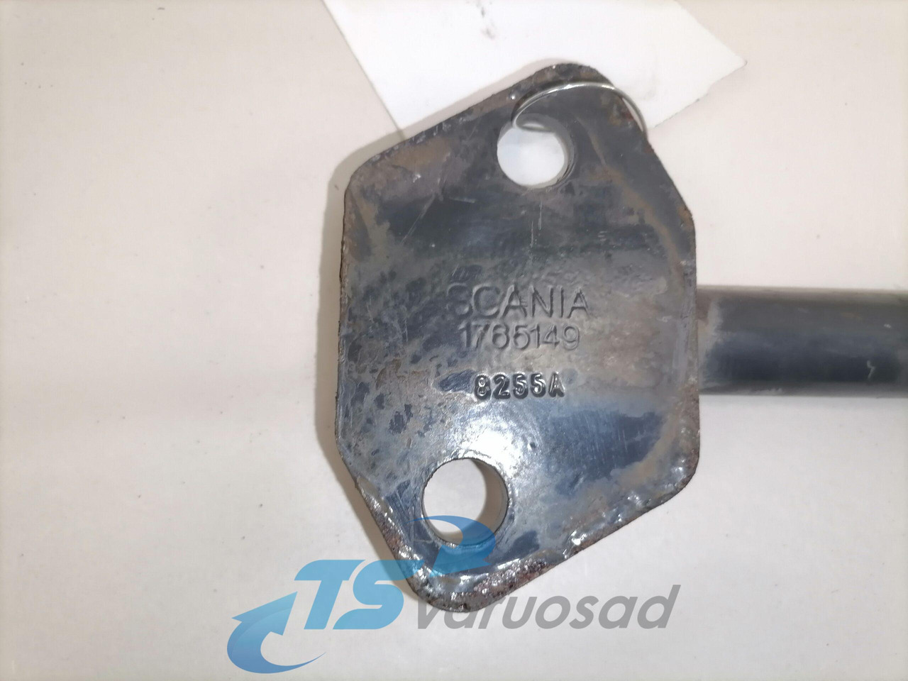 Scania Muffler carrier 1765149 - Muffler for Truck: picture 2 Scania Muffler carrier 1765149 - Muffler for Truck: picture 2