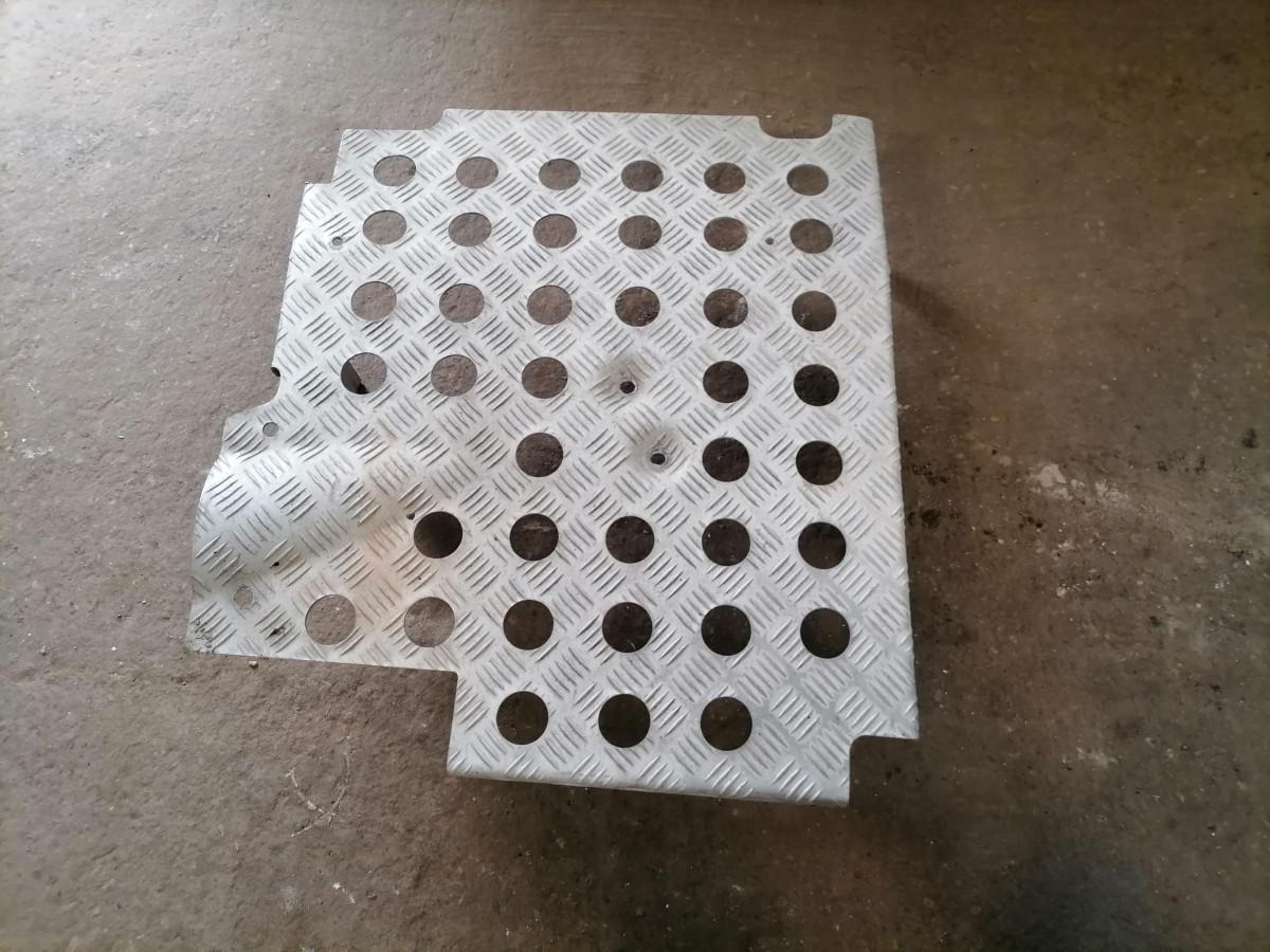 Scania Muffler cover 1783189 - Muffler for Truck: picture 4 Scania Muffler cover 1783189 - Muffler for Truck: picture 4