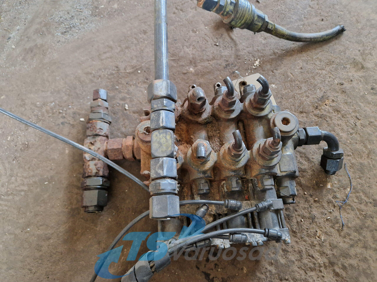 Universaalne Hydraulic control - Hydraulics for Truck: picture 3 Universaalne Hydraulic control - Hydraulics for Truck: picture 3