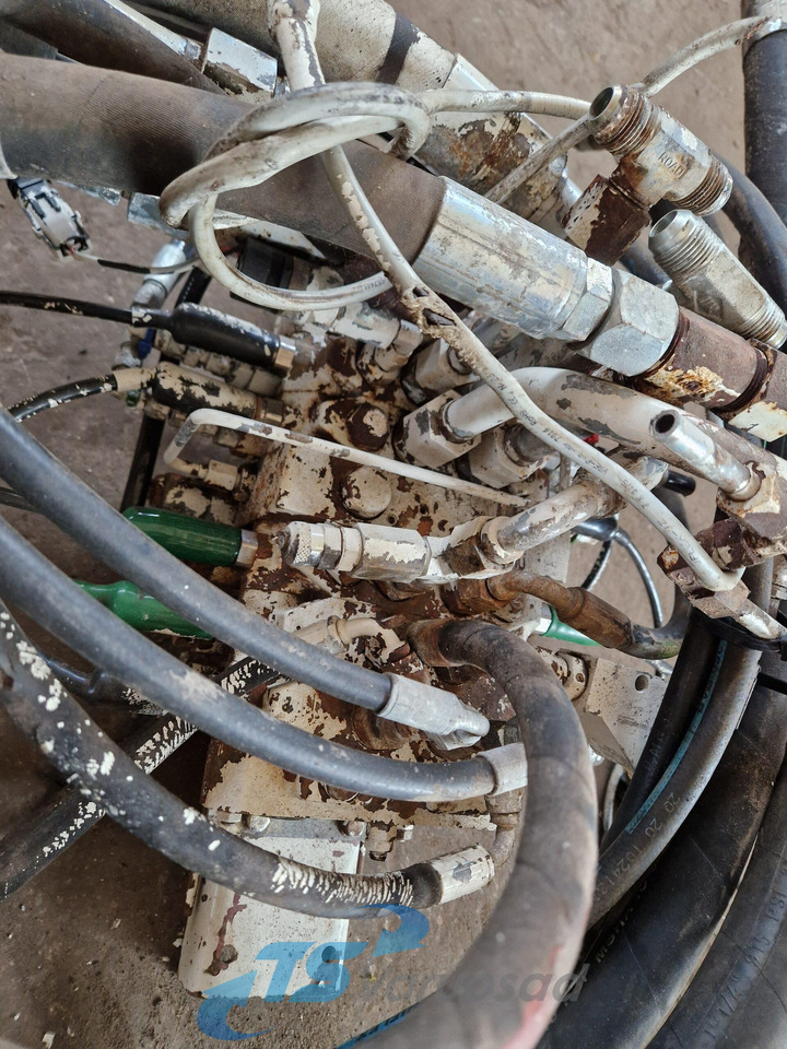 Universaalne Hydraulic control VAL36140005071 - Hydraulics for Truck: picture 2 Universaalne Hydraulic control VAL36140005071 - Hydraulics for Truck: picture 2