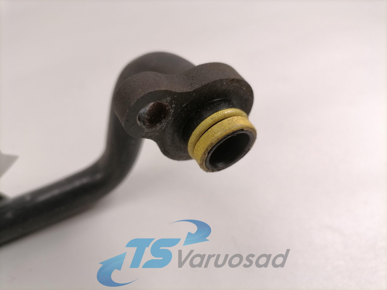 Volvo A/C pipe 84054039 - Heating/ Ventilation for Truck: picture 2 Volvo A/C pipe 84054039 - Heating/ Ventilation for Truck: picture 2