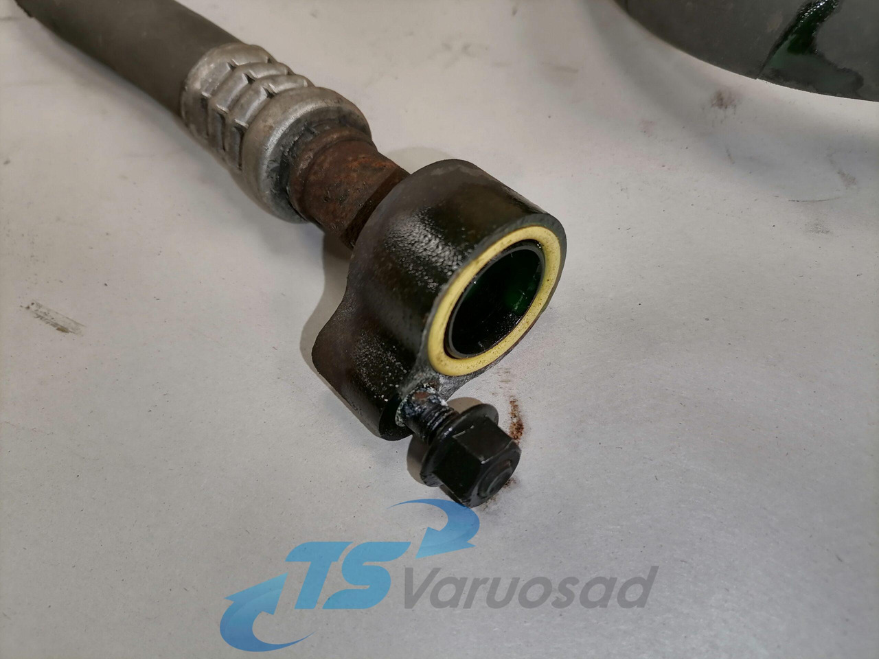 Volvo A/C pipe 84176421 - Heating/ Ventilation for Truck: picture 3 Volvo A/C pipe 84176421 - Heating/ Ventilation for Truck: picture 3