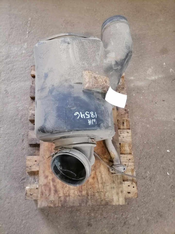 Volvo Air filter housing 20859974 - Air intake system for Truck: picture 2 Volvo Air filter housing 20859974 - Air intake system for Truck: picture 2