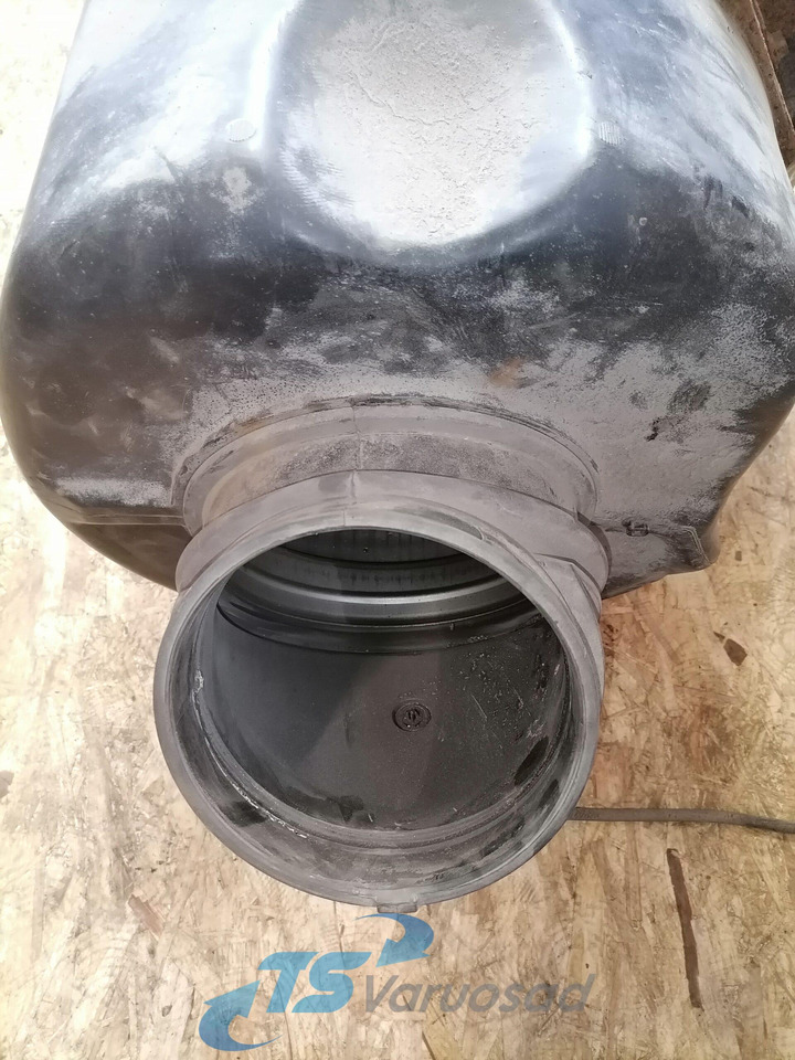 Volvo Air filter housing 3979505 - Air intake system for Truck: picture 5 Volvo Air filter housing 3979505 - Air intake system for Truck: picture 5