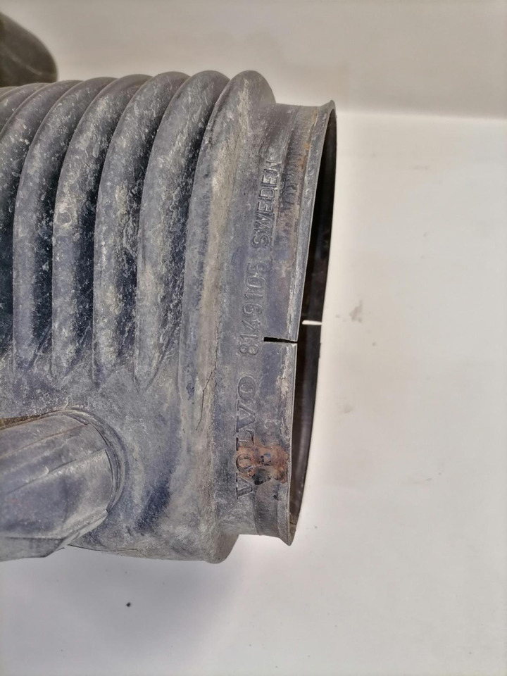 Volvo Air intake 20456478 - Air intake system for Truck: picture 4 Volvo Air intake 20456478 - Air intake system for Truck: picture 4