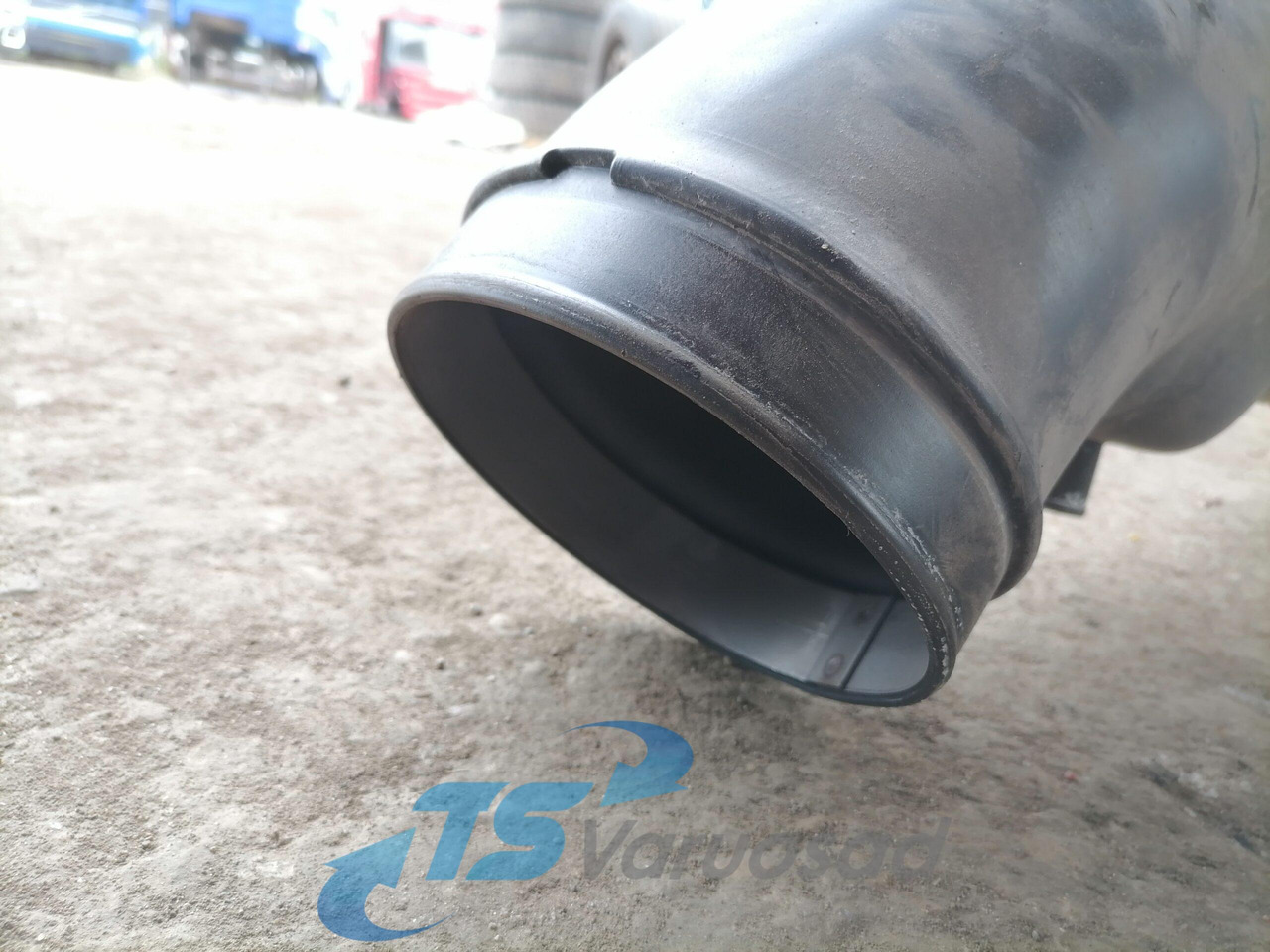 Volvo Air intake 21080323 - Air intake system for Truck: picture 2 Volvo Air intake 21080323 - Air intake system for Truck: picture 2