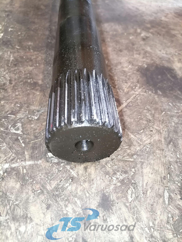 Volvo Drive shaft 1524627 - Drive shaft for Truck: picture 4 Volvo Drive shaft 1524627 - Drive shaft for Truck: picture 4
