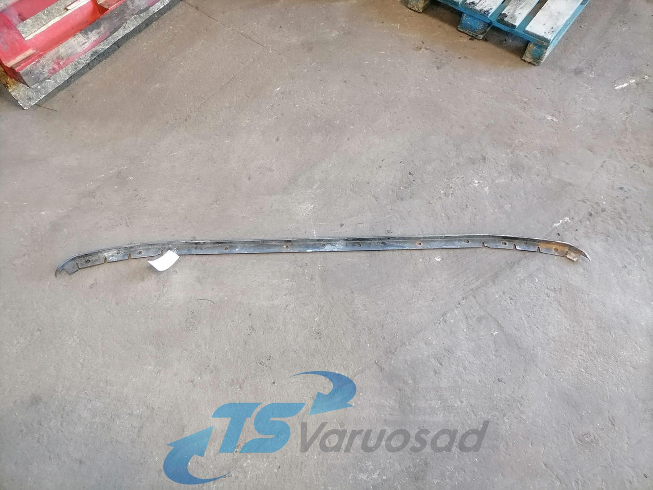 Volvo Esikaitseraua lisa 20360587 - Bumper for Truck: picture 5 Volvo Esikaitseraua lisa 20360587 - Bumper for Truck: picture 5