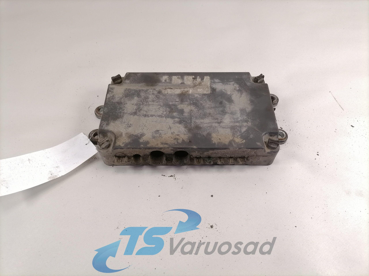 Volvo Fuse box 21717590 - Fuse for Truck: picture 1 Volvo Fuse box 21717590 - Fuse for Truck: picture 1