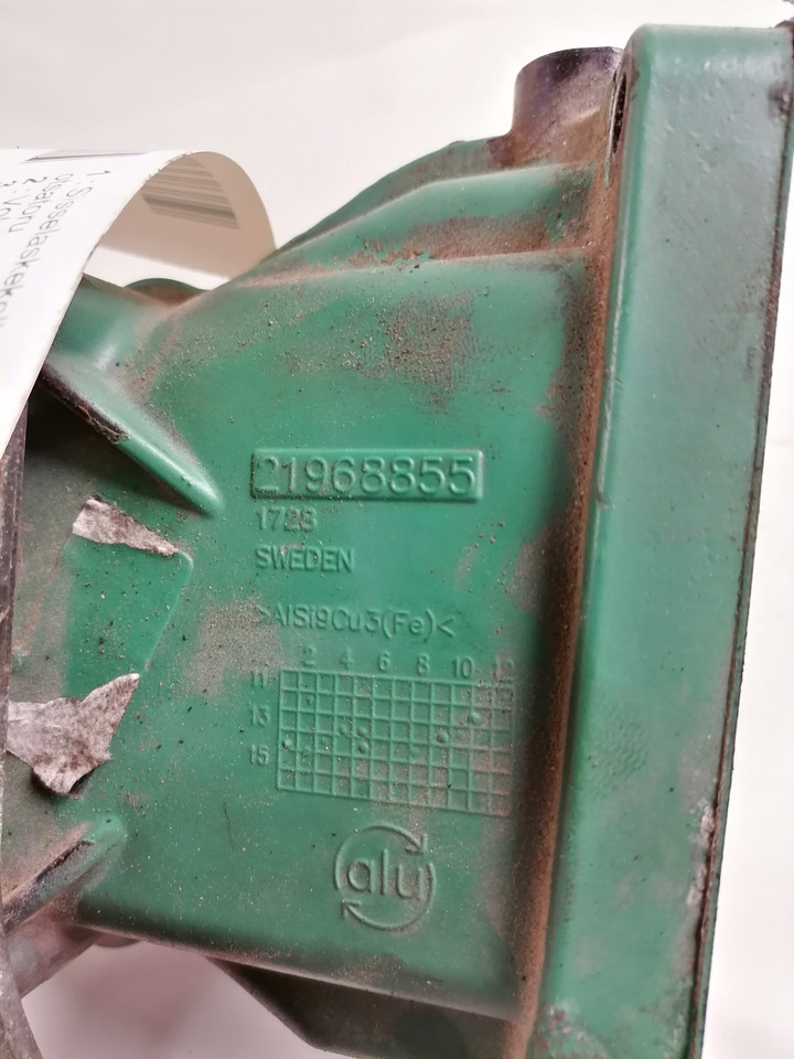 Volvo Intake manifold 21968855 - Intake manifold for Truck: picture 2 Volvo Intake manifold 21968855 - Intake manifold for Truck: picture 2