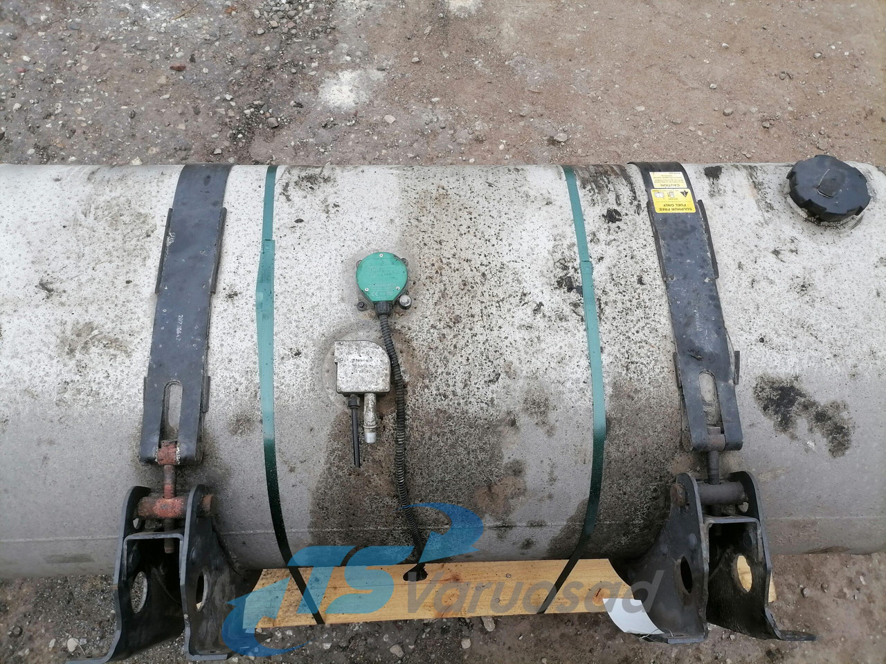 Volvo Kütusepaak 475L 22038784 - Fuel tank for Truck: picture 4 Volvo Kütusepaak 475L 22038784 - Fuel tank for Truck: picture 4