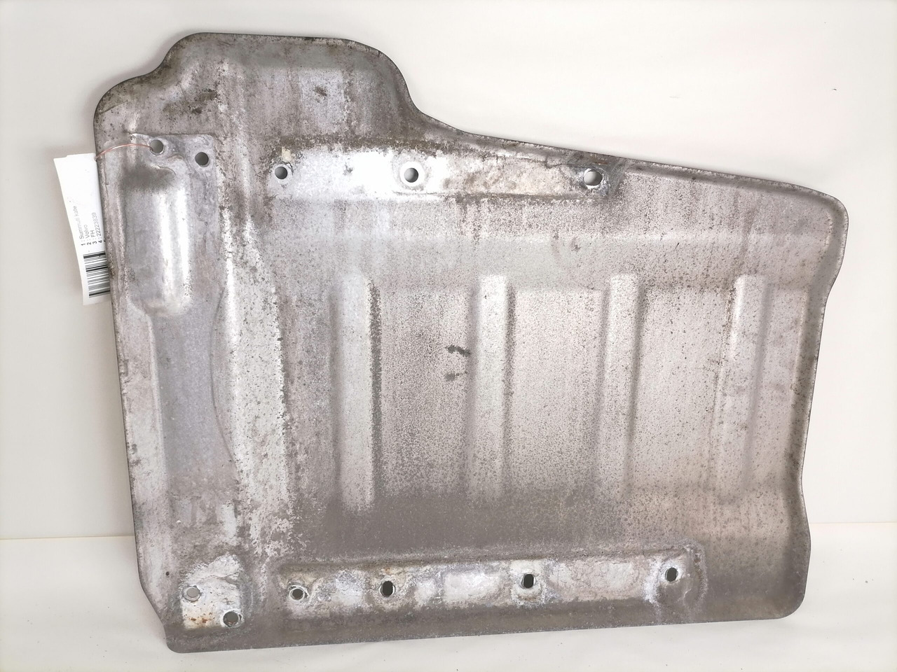 Volvo Muffler cover 22223839 - Muffler for Truck: picture 3 Volvo Muffler cover 22223839 - Muffler for Truck: picture 3