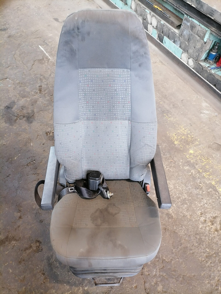 Volvo Passenger seat 20591478 - Seat for Truck: picture 3 Volvo Passenger seat 20591478 - Seat for Truck: picture 3