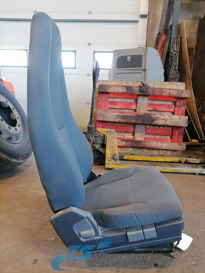 Volvo Passenger seat 20862627 - Seat for Truck: picture 4 Volvo Passenger seat 20862627 - Seat for Truck: picture 4
