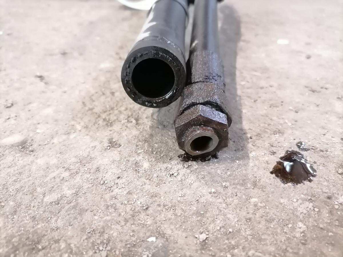 Volvo Roolisüsteemi õlitoru 20797999 - Steering hose for Truck: picture 3 Volvo Roolisüsteemi õlitoru 20797999 - Steering hose for Truck: picture 3