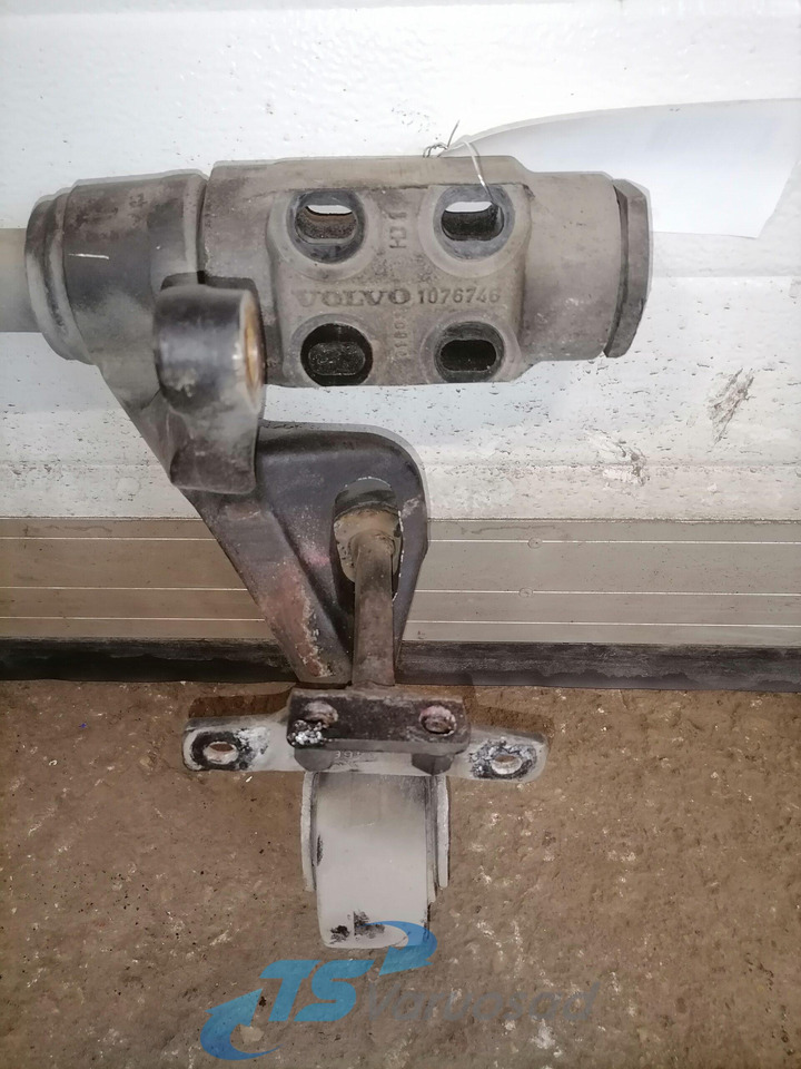 Volvo Volvo FH kabiini torsioonvarras 3198853 - Cab suspension for Truck: picture 4 Volvo Volvo FH kabiini torsioonvarras 3198853 - Cab suspension for Truck: picture 4