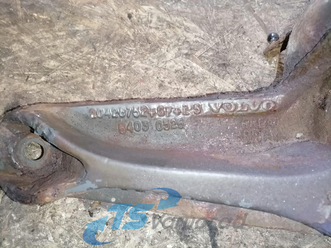 Volvo Volvo drive axle / axle mounting / airbag carrier 20428752 - Axle and parts for Truck: picture 3 Volvo Volvo drive axle / axle mounting / airbag carrier 20428752 - Axle and parts for Truck: picture 3