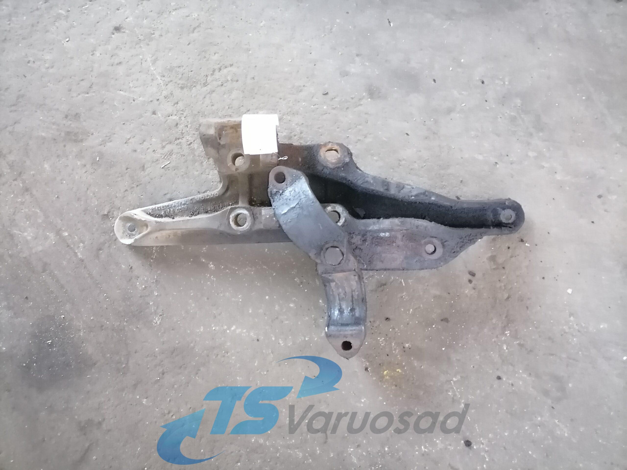 Volvo Volvo drive axle / axle mounting / airbag carrier 20428752 - Axle and parts for Truck: picture 3 Volvo Volvo drive axle / axle mounting / airbag carrier 20428752 - Axle and parts for Truck: picture 3