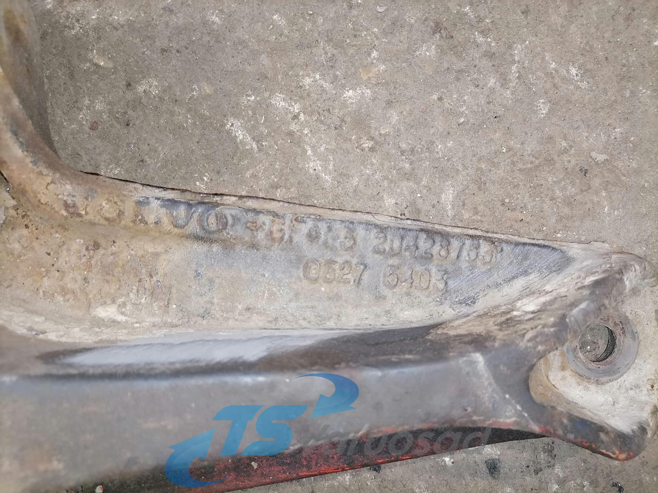 Volvo Volvo drive axle / axle mounting / airbag carrier 20428753 - Axle and parts for Truck: picture 2 Volvo Volvo drive axle / axle mounting / airbag carrier 20428753 - Axle and parts for Truck: picture 2