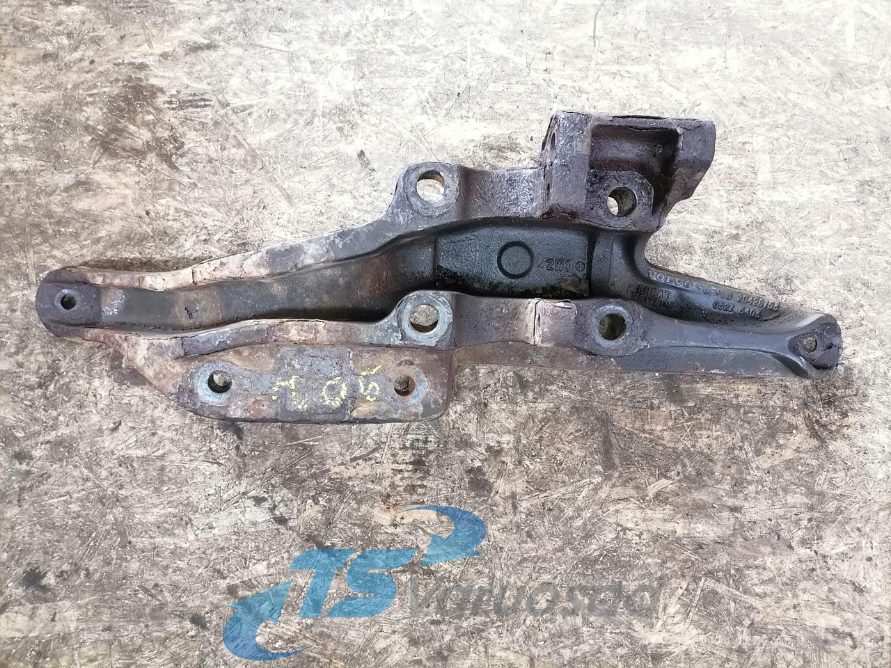 Volvo Volvo drive axle / axle mounting / airbag carrier 20428753 - Axle and parts for Truck: picture 2 Volvo Volvo drive axle / axle mounting / airbag carrier 20428753 - Axle and parts for Truck: picture 2