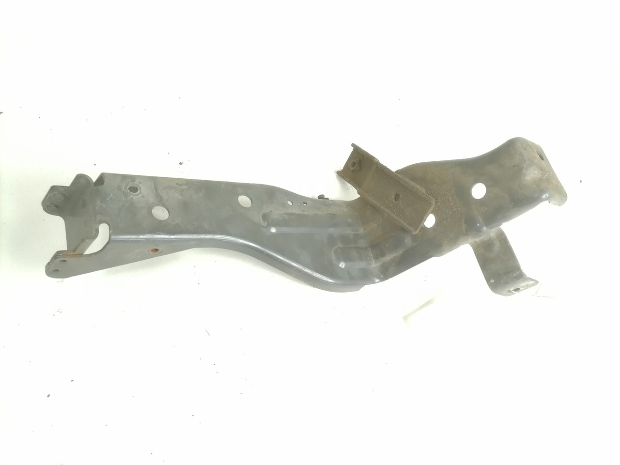 Volvo light bracket 84061089 - Lights/ Lighting for Truck: picture 2 Volvo light bracket 84061089 - Lights/ Lighting for Truck: picture 2