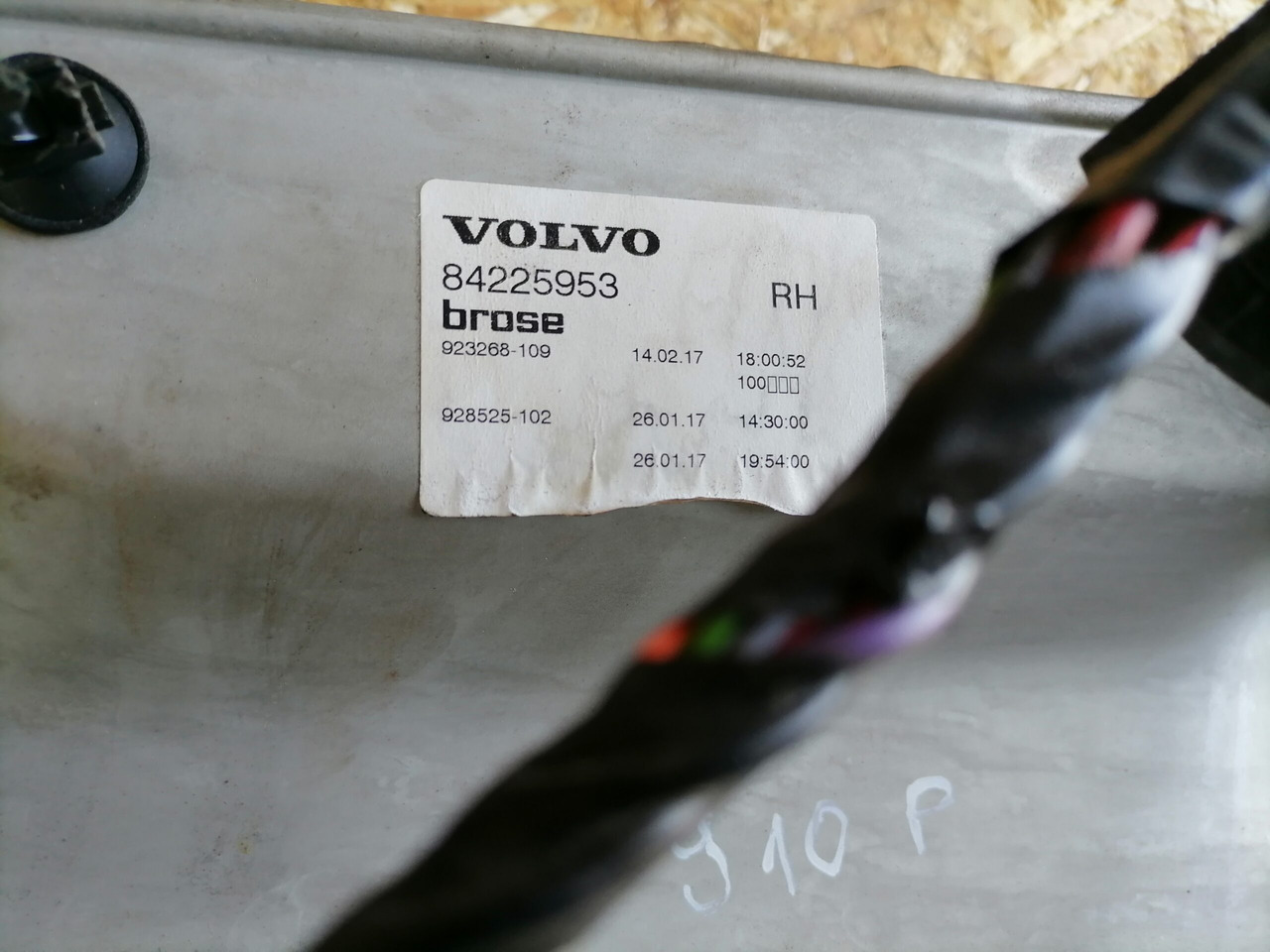 Volvo window mechanism 84055886 - Door and parts for Truck: picture 5 Volvo window mechanism 84055886 - Door and parts for Truck: picture 5