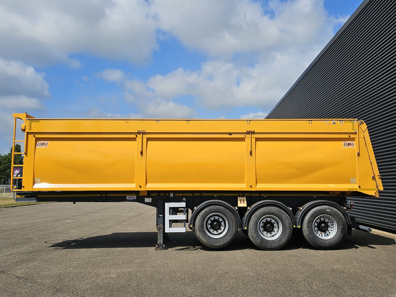 A.J.K. OPD / TIPPER / LIFT AXLE / DISC BRAKE - Tipper semi-trailer: picture 4 A.J.K. OPD / TIPPER / LIFT AXLE / DISC BRAKE - Tipper semi-trailer: picture 4