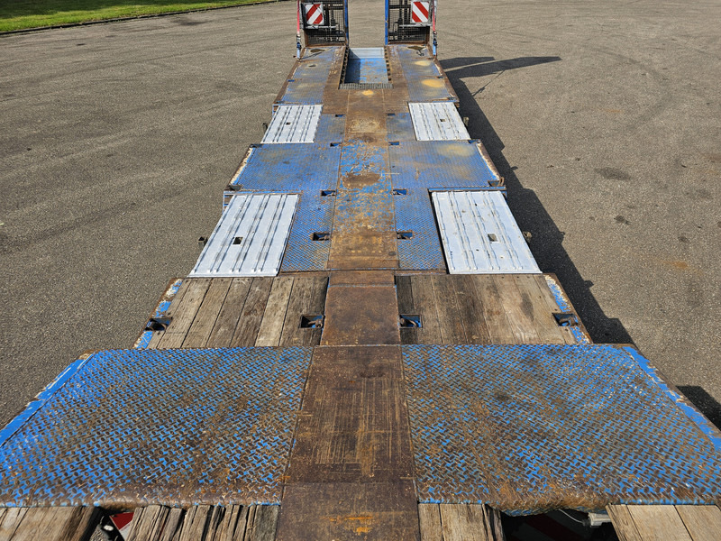 Broshuis 42N5-EU / 4 X WHEEL WELL / RADMULDE / EXTENDABLE / RAMPEN - Low loader semi-trailer: picture 5 Broshuis 42N5-EU / 4 X WHEEL WELL / RADMULDE / EXTENDABLE / RAMPEN - Low loader semi-trailer: picture 5
