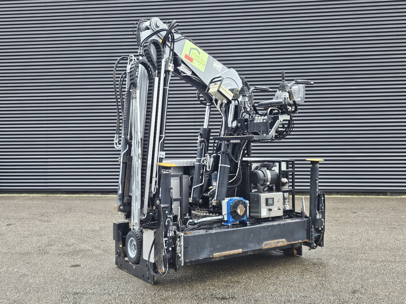 KHC KHC 17R-4 / ROLLER KRAAN / 4 X HYDRAULISCH - Crane truck: picture 1 KHC KHC 17R-4 / ROLLER KRAAN / 4 X HYDRAULISCH - Crane truck: picture 1