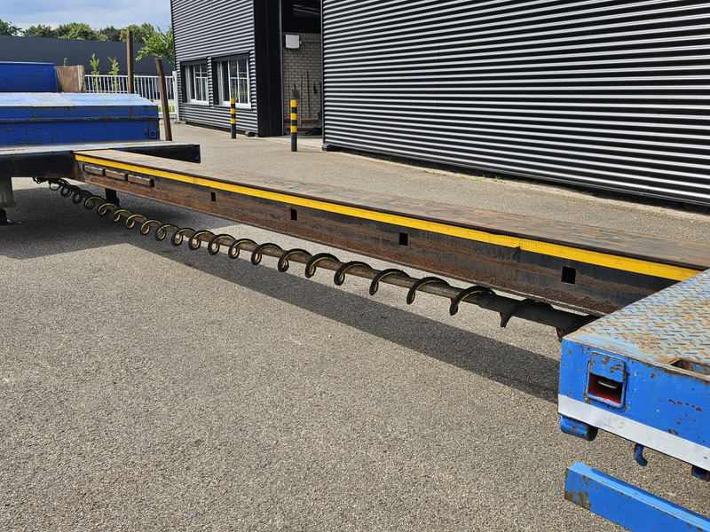 Lintrailers 4 LSDU 18-36 / EXTENDABLE / 4 AXLE - Low loader semi-trailer: picture 3 Lintrailers 4 LSDU 18-36 / EXTENDABLE / 4 AXLE - Low loader semi-trailer: picture 3