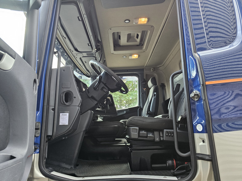 Crane truck Scania R440 8x2*6 / FASSI 90 t/m CRANE / KRAN: picture 16 Crane truck Scania R440 8x2*6 / FASSI 90 t/m CRANE / KRAN: picture 16