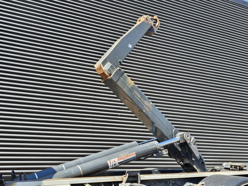 Scania R450 6x2*4 / VDL HOOKLIFT / EURO 6 - Hook lift truck: picture 5 Scania R450 6x2*4 / VDL HOOKLIFT / EURO 6 - Hook lift truck: picture 5