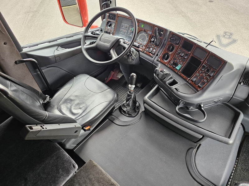 Tractor unit Scania R 164.580 8x4-4 / 150T / MANUAL / RETARDER / BIG AXLE: picture 11