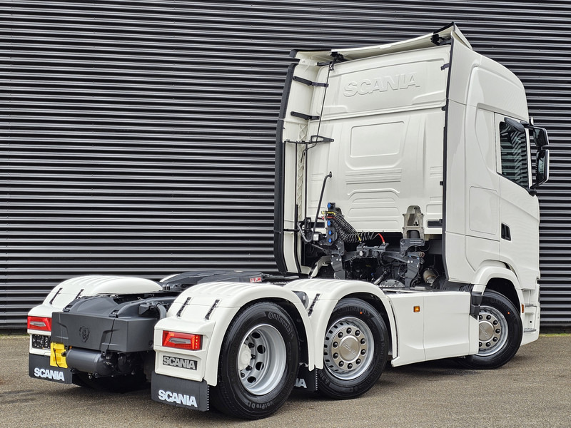 Scania S460 / 6x2/4 / FULL AIR / RETARDER / PUSHER / 2 x PTO - Tractor unit: picture 4 Scania S460 / 6x2/4 / FULL AIR / RETARDER / PUSHER / 2 x PTO - Tractor unit: picture 4