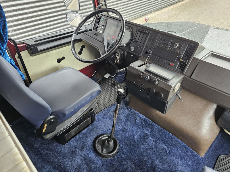 Tractor unit Scania T142.400 V8 / 6x2 BOOGIE / TORPEDO / HAUBER: picture 18