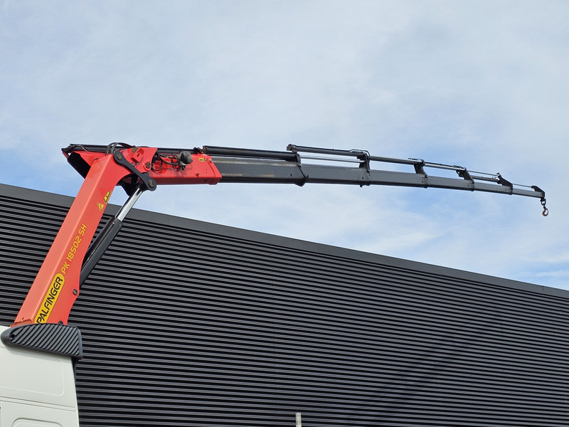 Volvo FM420 4x2 / PALFINGER 18502 - 17 mtr / CRANE / KRAN - Crane truck: picture 4 Volvo FM420 4x2 / PALFINGER 18502 - 17 mtr / CRANE / KRAN - Crane truck: picture 4
