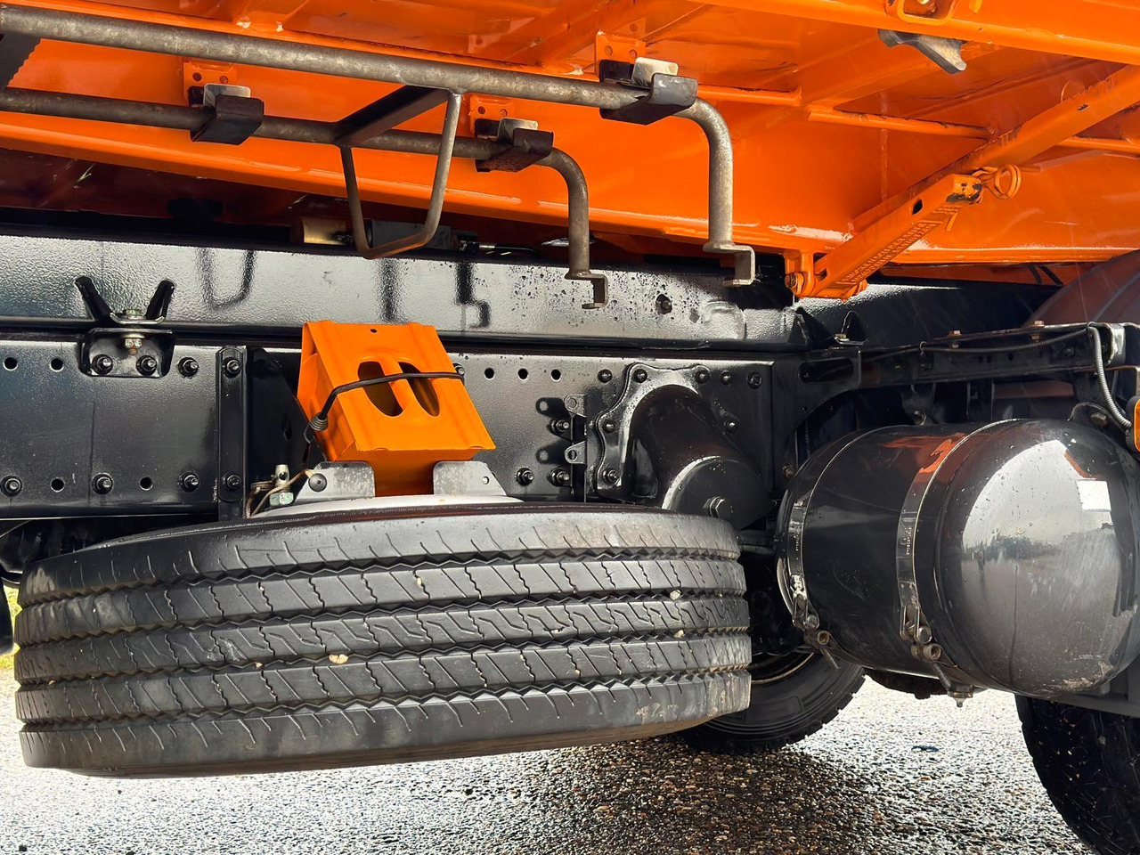 MAN 8.220 4x2 MEILLER 3S. Kipper | Sperrdiff. | AC - Tipper: picture 5 MAN 8.220 4x2 MEILLER 3S. Kipper | Sperrdiff. | AC - Tipper: picture 5