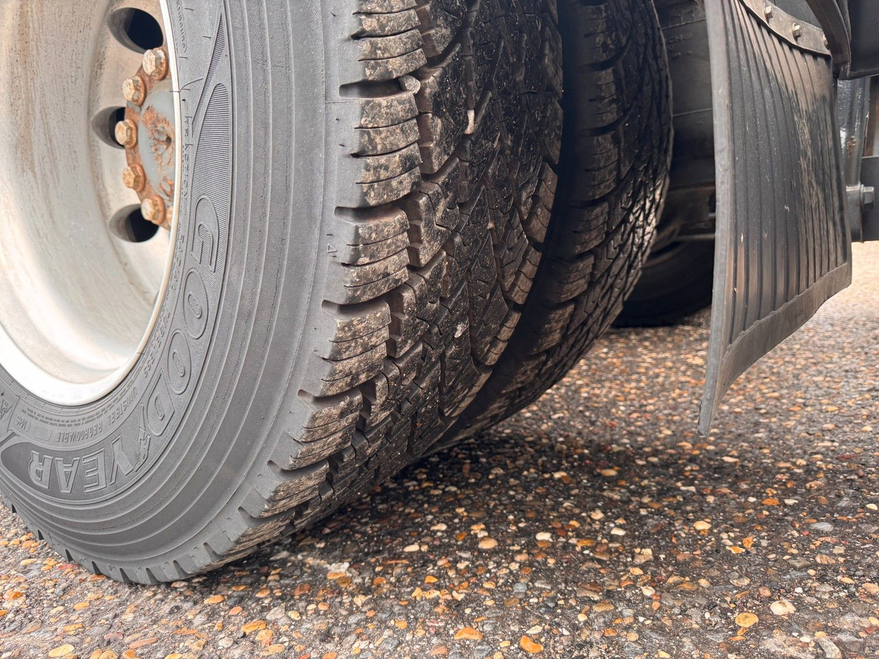 Tank truck Mercedes-Benz 2536 ADR Valid & kipphydraulik für Gastank: picture 21