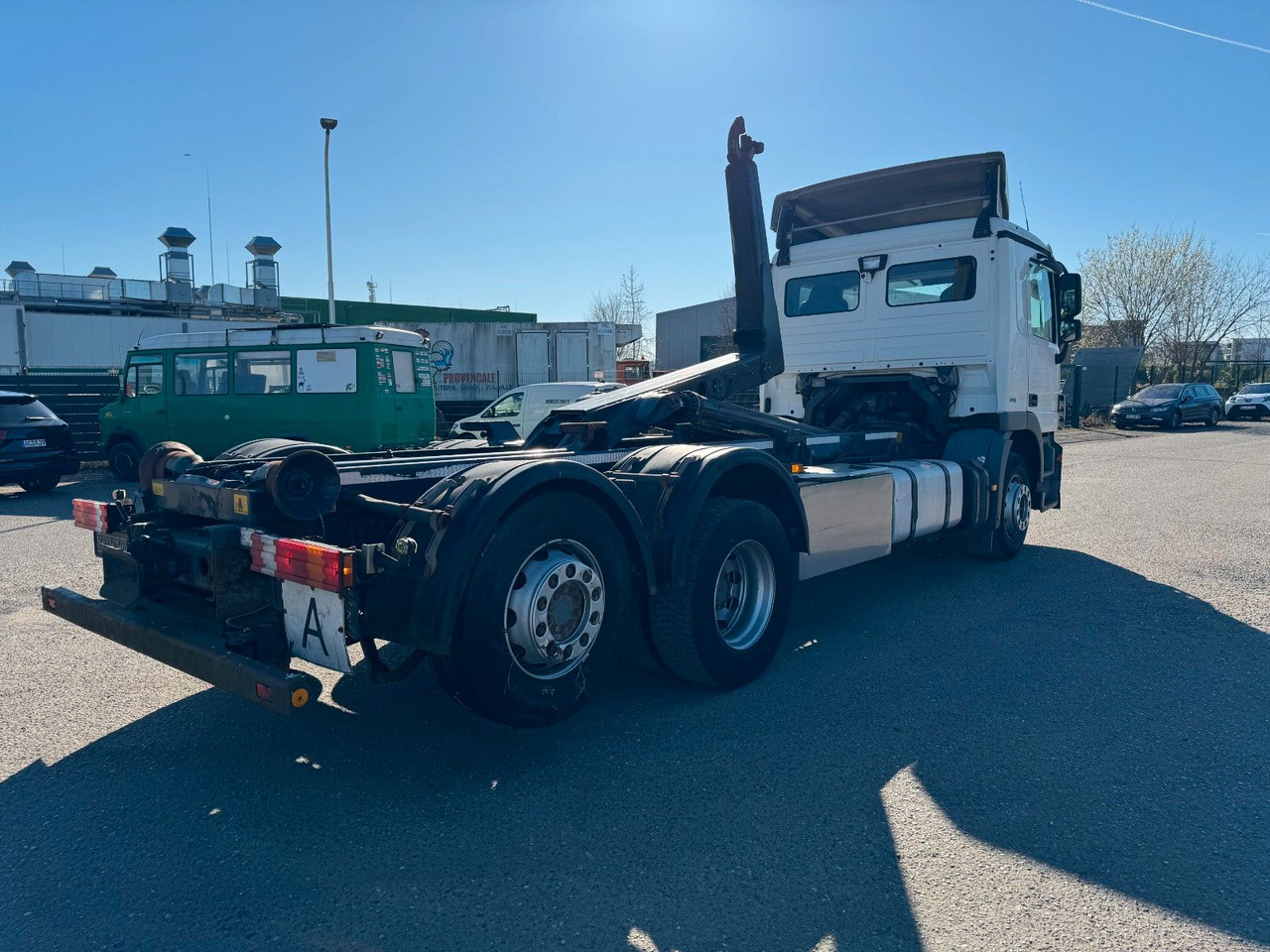 Mercedes-Benz 2541 6X2 Meiller RK 20.65 Klima M-Haus - Hook lift truck: picture 4 Mercedes-Benz 2541 6X2 Meiller RK 20.65 Klima M-Haus - Hook lift truck: picture 4